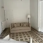 Donnafrancaflorio 招待所 巴勒莫