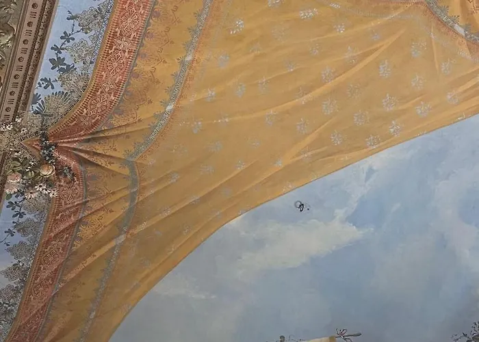 Donnafrancaflorio Affittacamere 4*